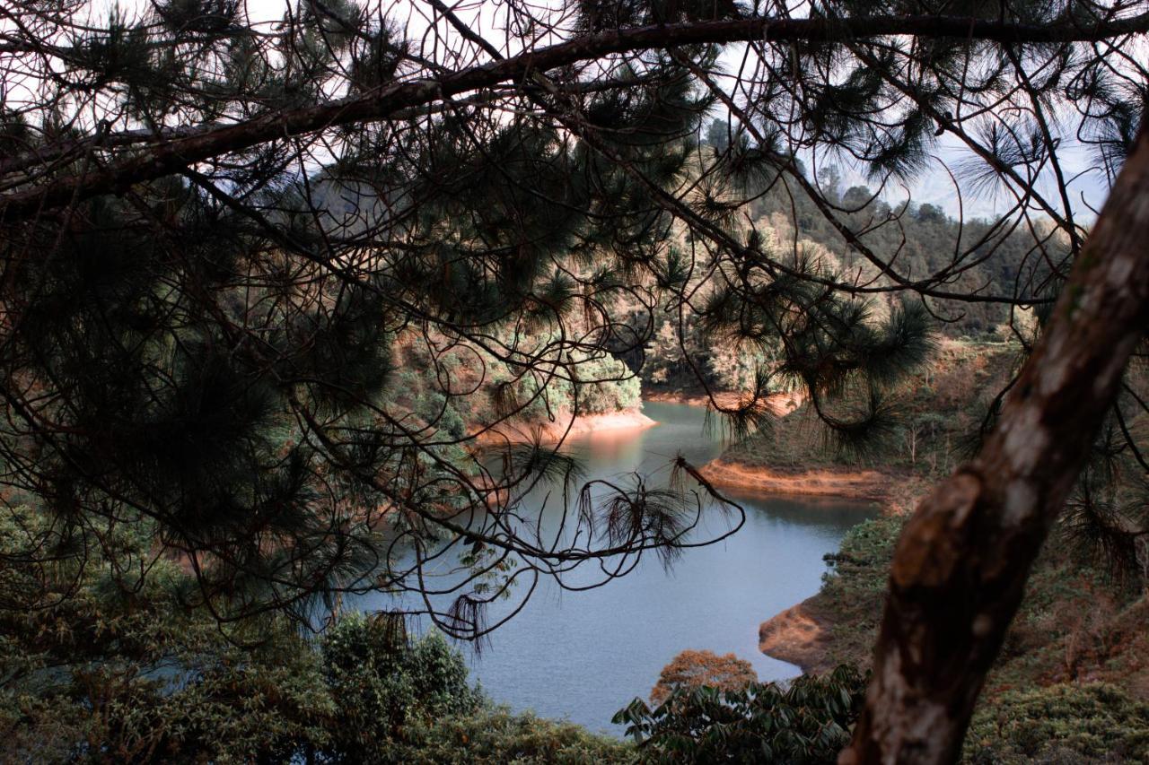 Refugio Himalaya - Guatapé Villa Bagian luar foto