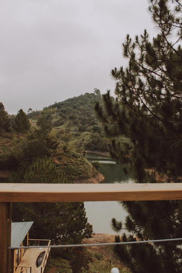 Refugio Himalaya - Guatapé Villa Bagian luar foto
