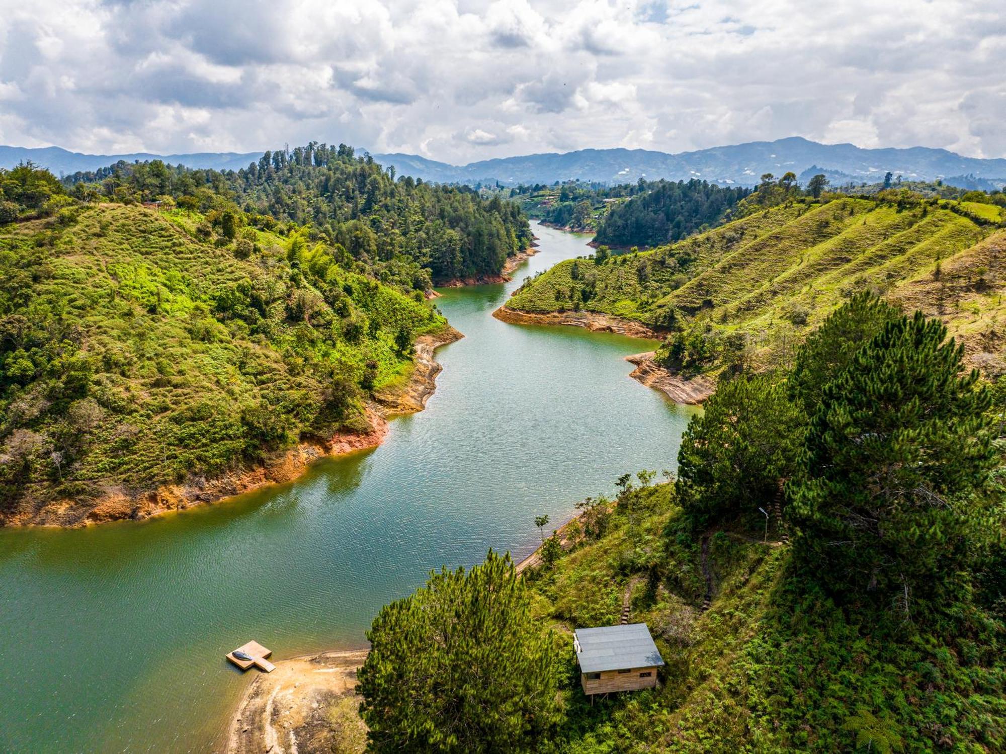 Refugio Himalaya - Guatapé Villa Bagian luar foto