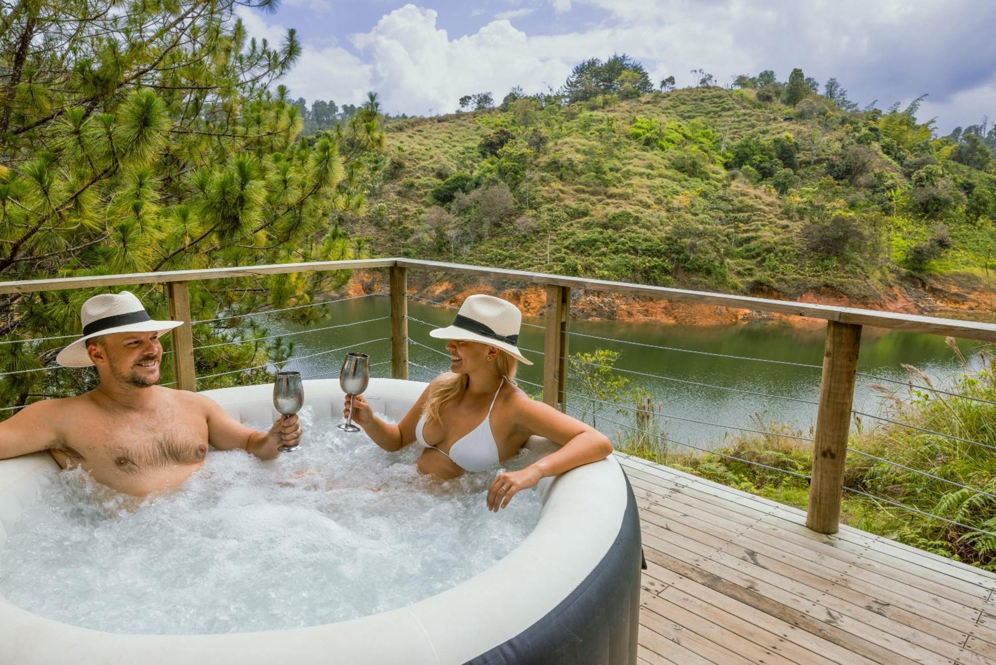 Refugio Himalaya - Guatapé Villa Bagian luar foto